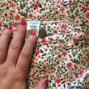Little girls 6/6x Carter’s floral mini skirt.